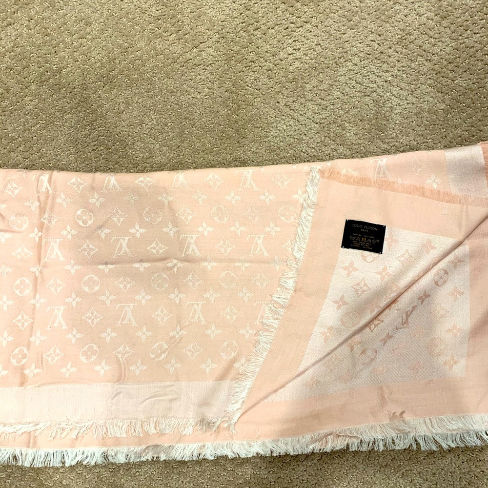 Louis Vuitton monogram shine shawl